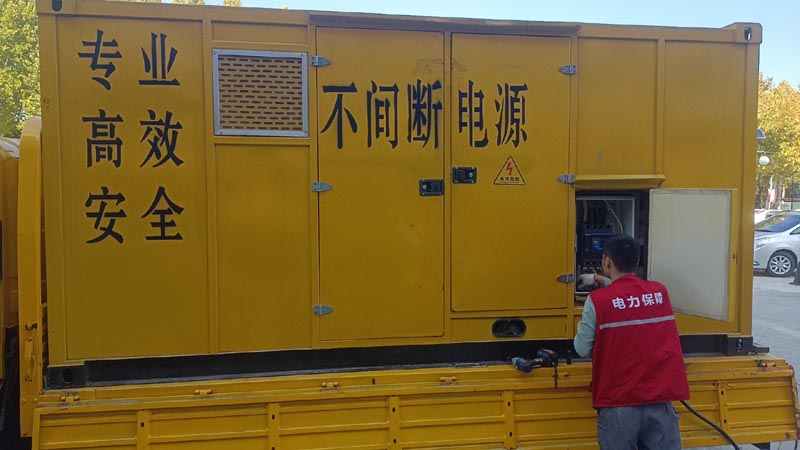 浑江柴油发电机组和UPS电源配合使用时，如何避免切换过程中的电力中断？