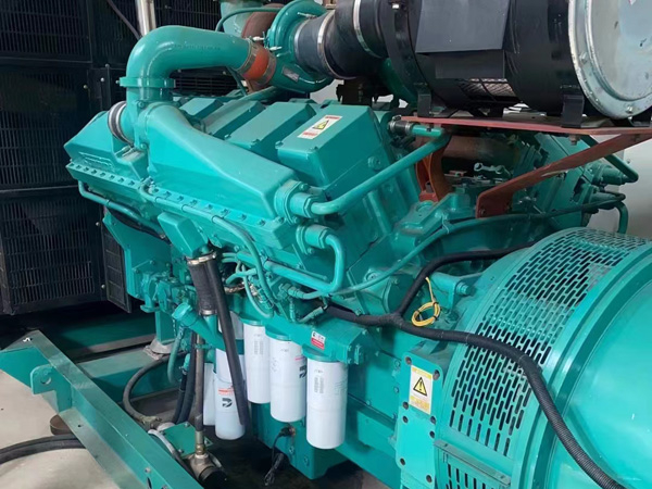 浑江更换100kW柴油发电机组机油时，需要注意哪些事项？